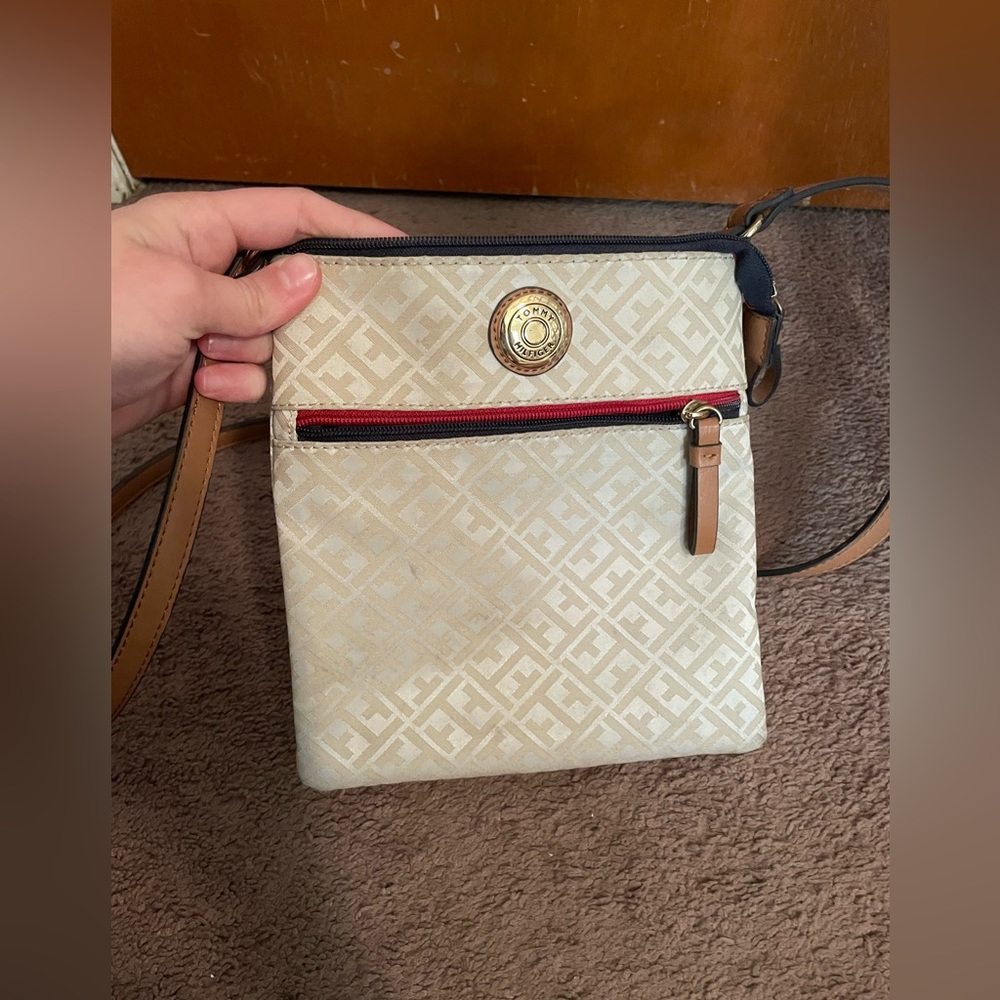 Tommy Hilfiger crossbody bag